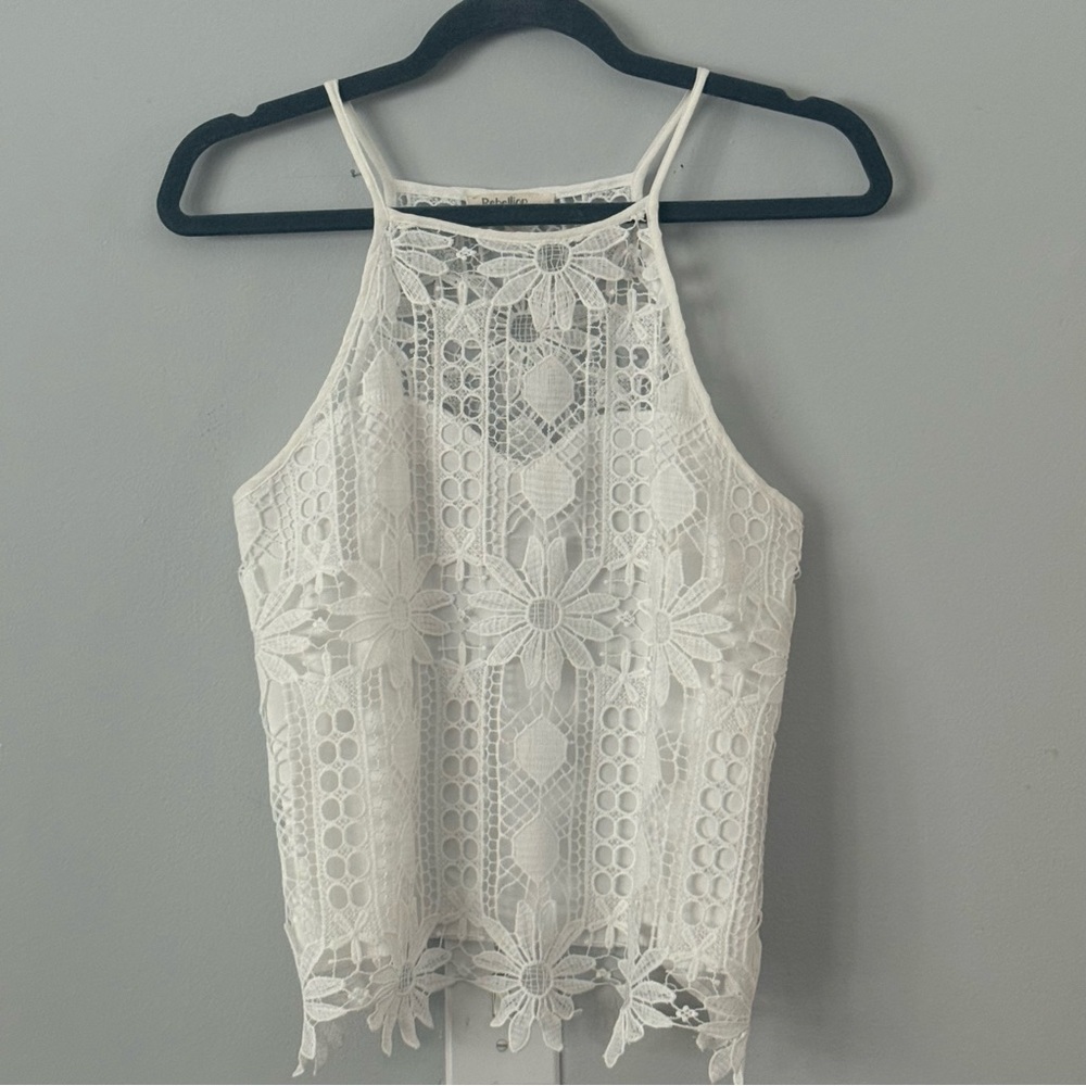 Rebellion Free Spirited Festival-Ready Vibe White Lace Floral Camisole